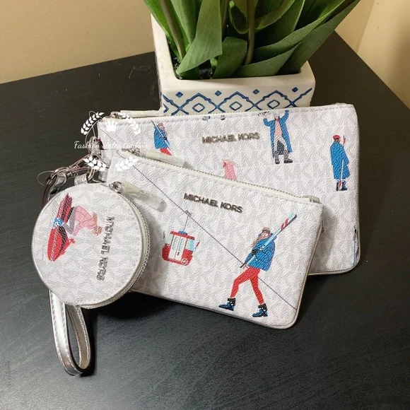 Michael Kors Jet Set Girls 3pc Wristlets set - Picture 1 of 13